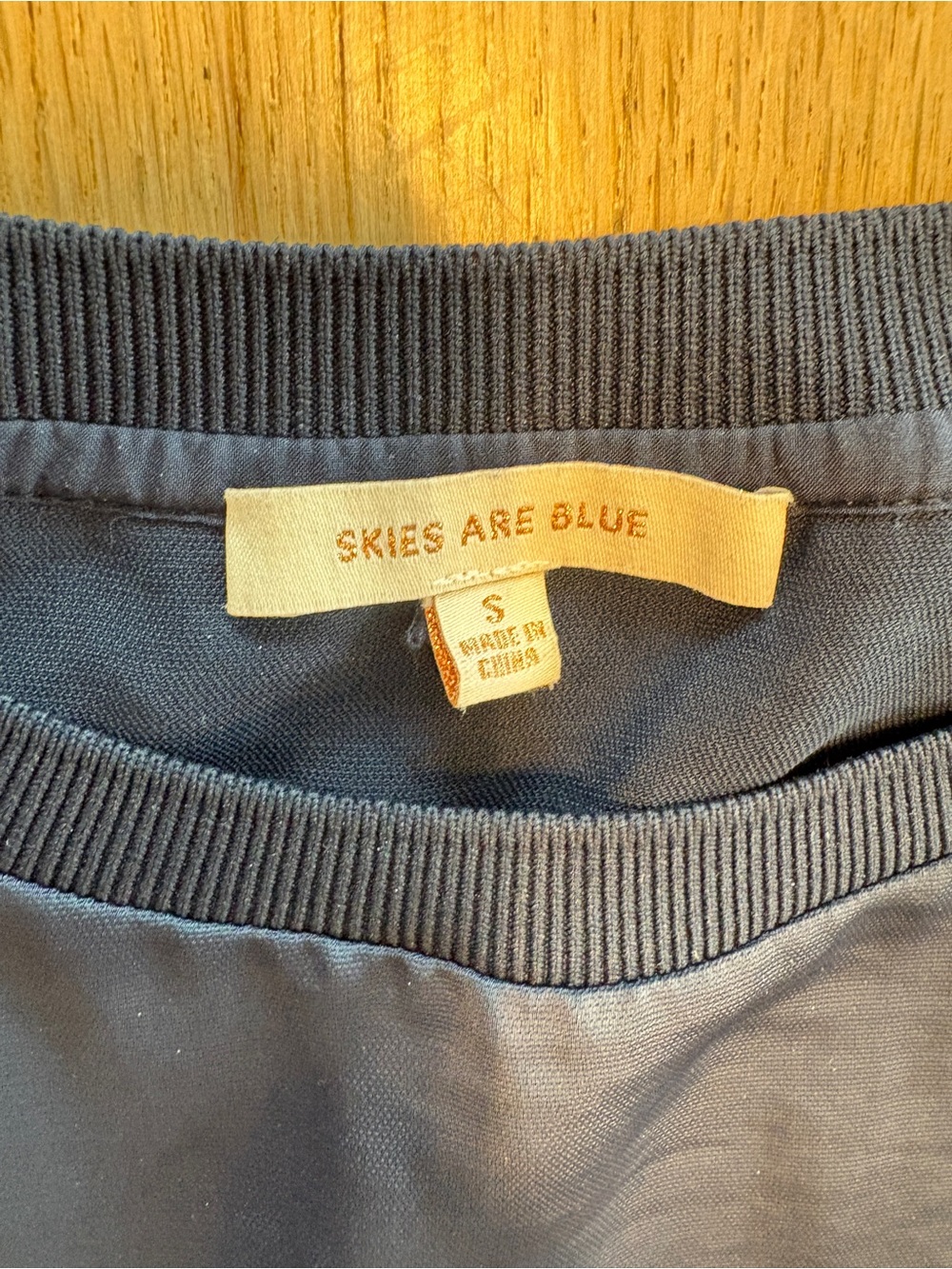 Skies Are Blue Anthropologie Pure Chic Bubble Sleeve Blouse Navy Blue Small S - Picture 4 of 6